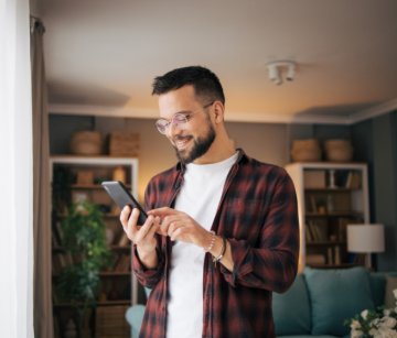 Launch Your Career in Social Media & Marketing
