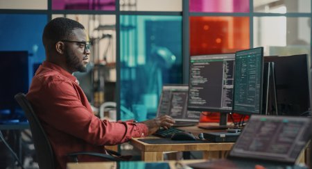 Get Job-Ready in Tech: Why a Certificate IV in IT Is a Game Changer