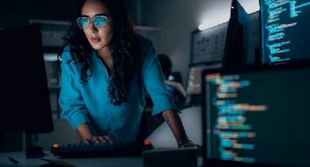 Certificate IV in Information Technology cost, payment options and funding in Australia