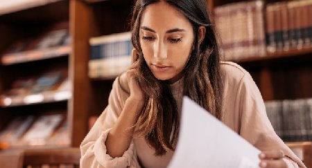 Certificate III in Business explained: units, length, cost and online study (BSB30120)