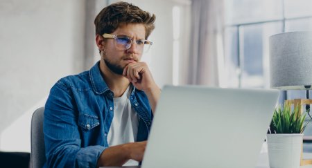 Certificate III in Information Technology explained: units, length, cost and online study